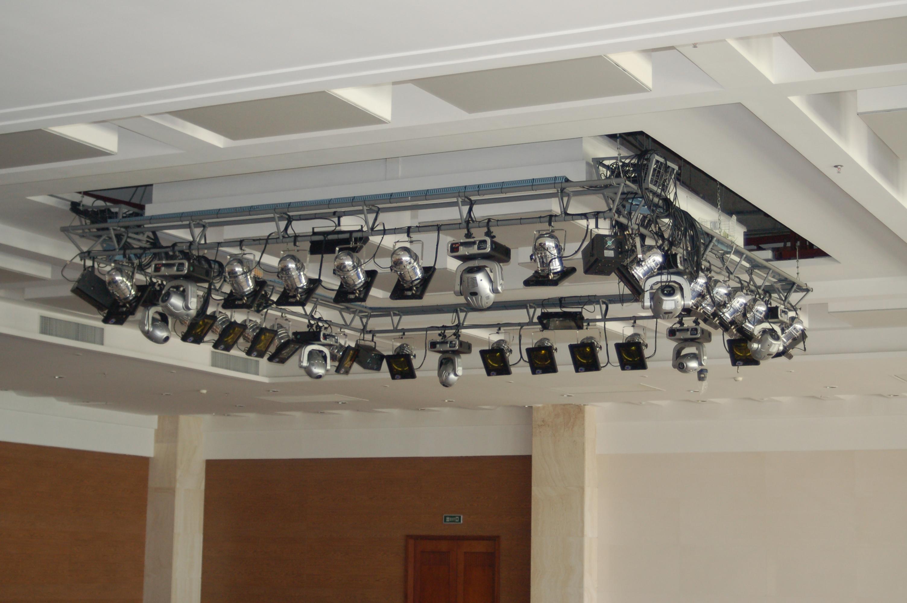 深圳卷烟厂多功能厅